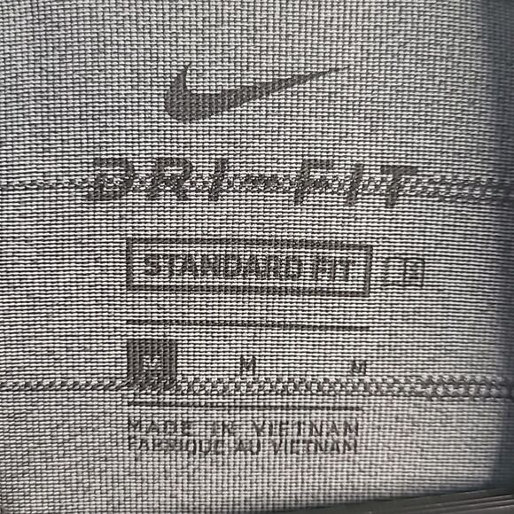 Nike Tiger Woods Golf Polo Size Medium - Picture 7 of 7